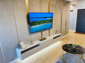 Sky Luxury Apartment by Zelis - Stefan Building Resort, Mamaia